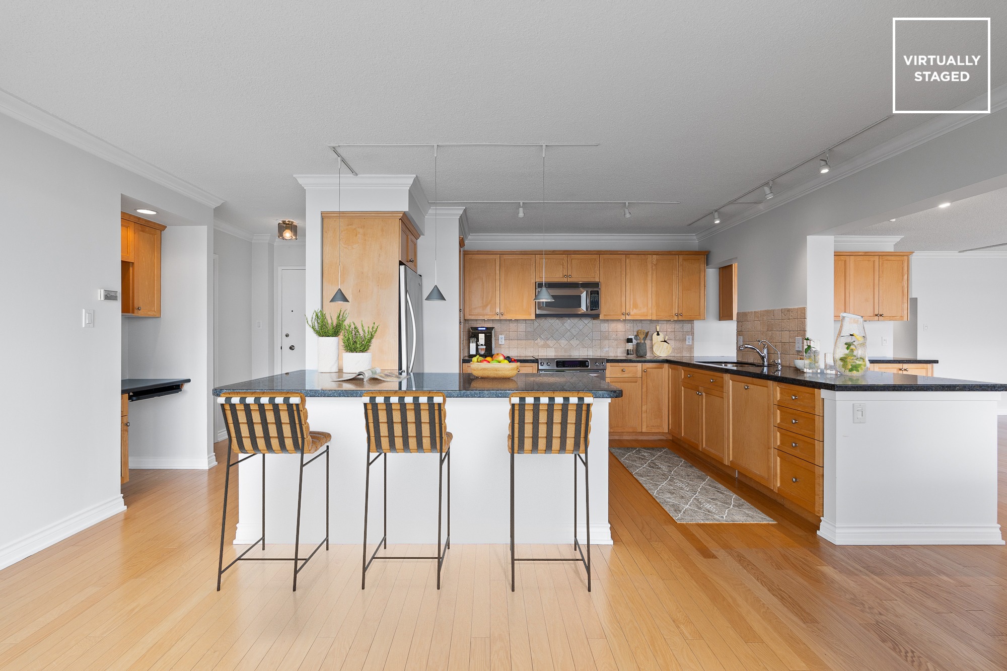 #203 - 150 24th Street